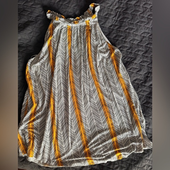 (EUC) Apt. 9 gathered collar, sleeveless flowy tank. Size XL - Picture 1 of 6